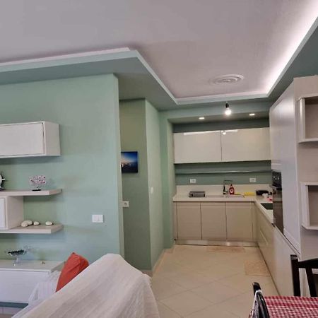 Two Suns Apartament Sarandë Exterior foto
